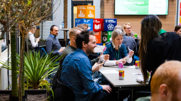 Neste samling i Kunnskapsarenaen handler om hvordan ombruk av byggematerialer kan gjøres til breddeidrett. Foto: Bølgen bærekraftsenter