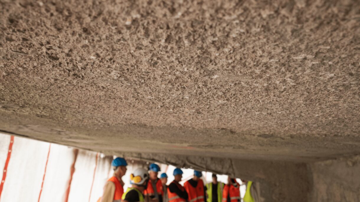 Resultatene fra en LCC-vurdering gjorde at det ble valgt en aereogel-variant med gjennomsnittstykkelse på 40 mm fordi effekten ved å gå opp til 80 mm ikke ville være lønnsom over tid. Foto: Hans Kristian Hagen Riise/Oslo Havn