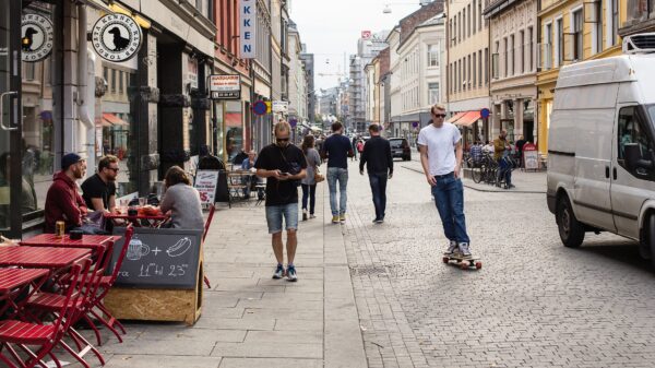 Erling Fossen gleder seg til å høre om Bilfritt byliv under URBAN FUTURE. Foto: Amund Johne