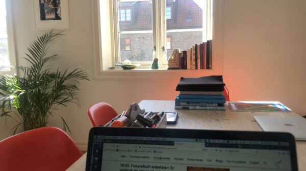 Nå kan du få gode foredrag rett inn på hjemmekontoret