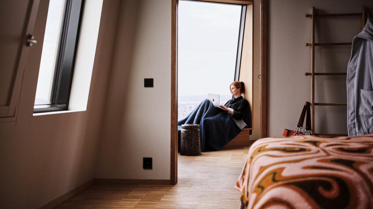 2015120 OS N767 publication