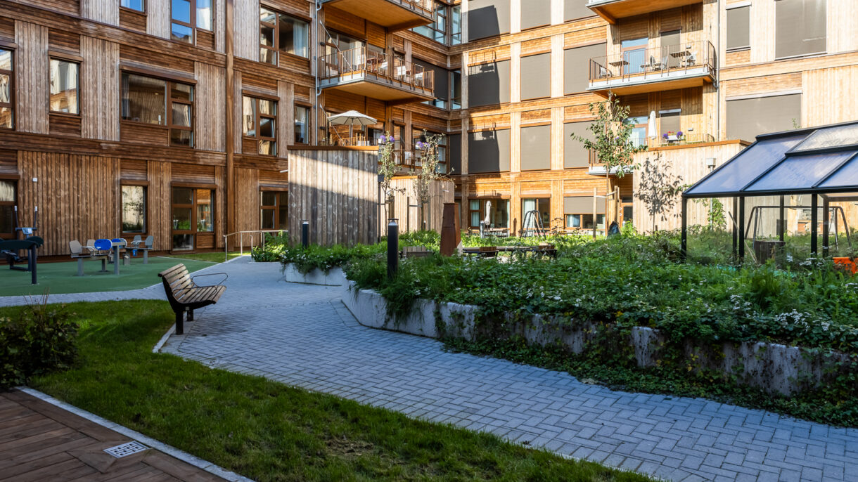 T Lauluten R6 2039 HDR web 72dpi