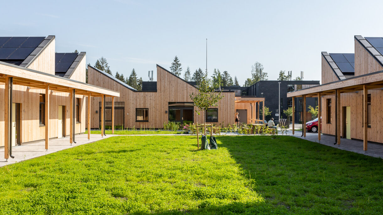 T Lauluten T5 B5450 web 72dpi